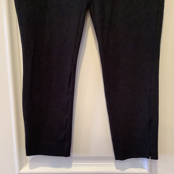 Cabi 5866 Black Pants Size 6 Banded Waist Cropped Trousers Minimalist - Picture 2 of 16